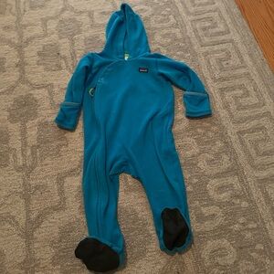 Patagonia fleece bunting